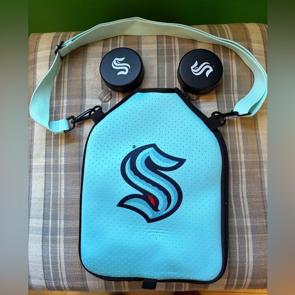 Seattle Kraken Pickleball Paddle Case Pickleball Night AND two Squishy Pucks NWT